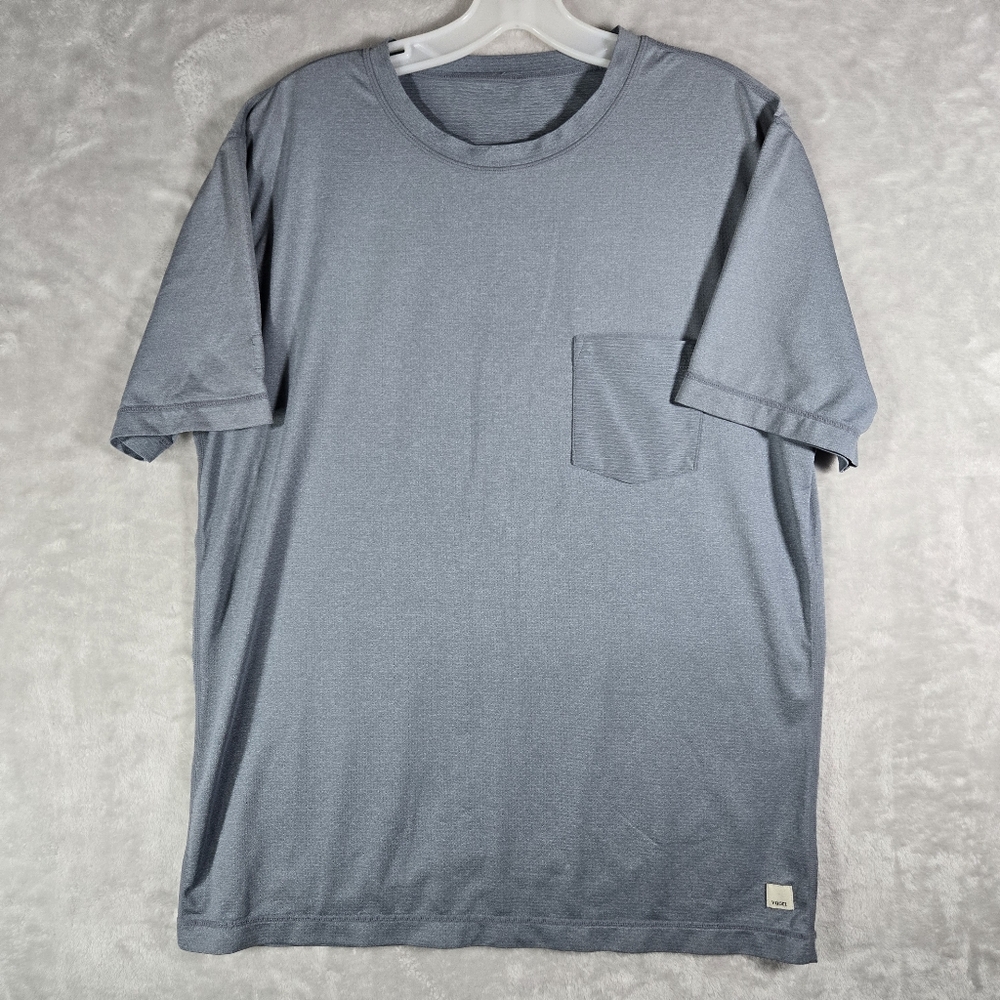 Vuori Tradewind Performance Tee Shirt Medium Blue Gray Chest Pocket Short Sleeve